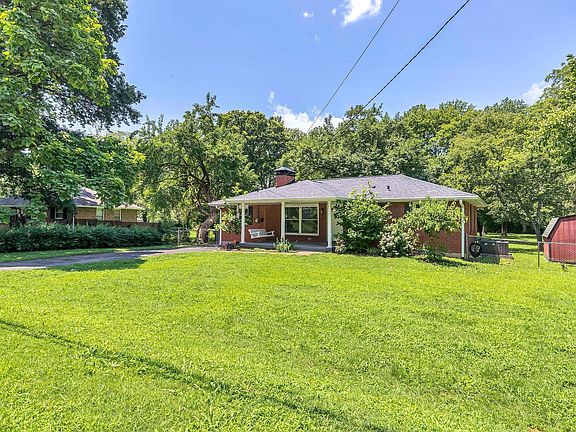 3rd image of 457 Ewing Ln