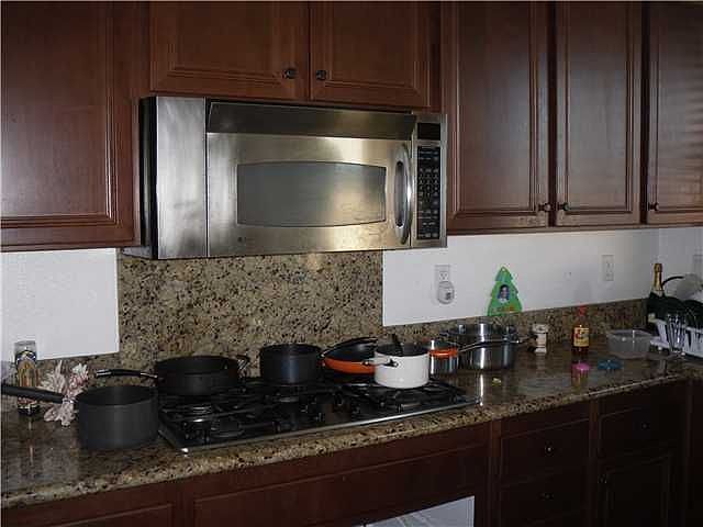 2nd image of 5084 Crescent Bay Dr