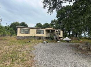 131 Horseshoe Cir, Chesnee, SC 29323