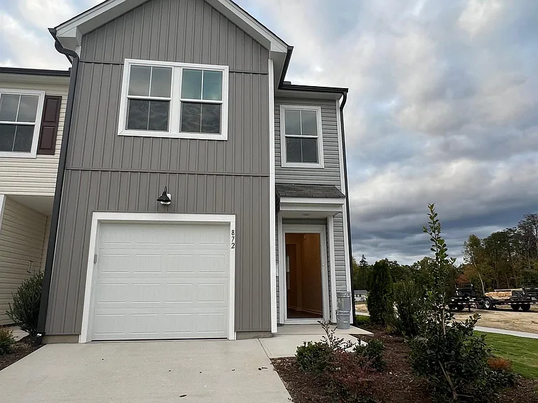 872 Falls Grove Trl — Photo 1