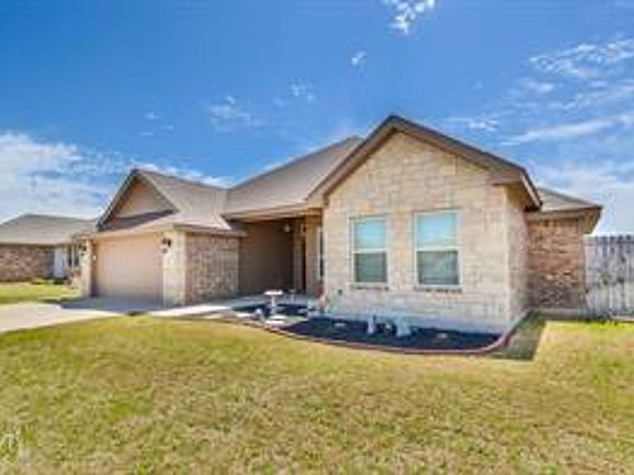2nd image of 333 Brazos Dr