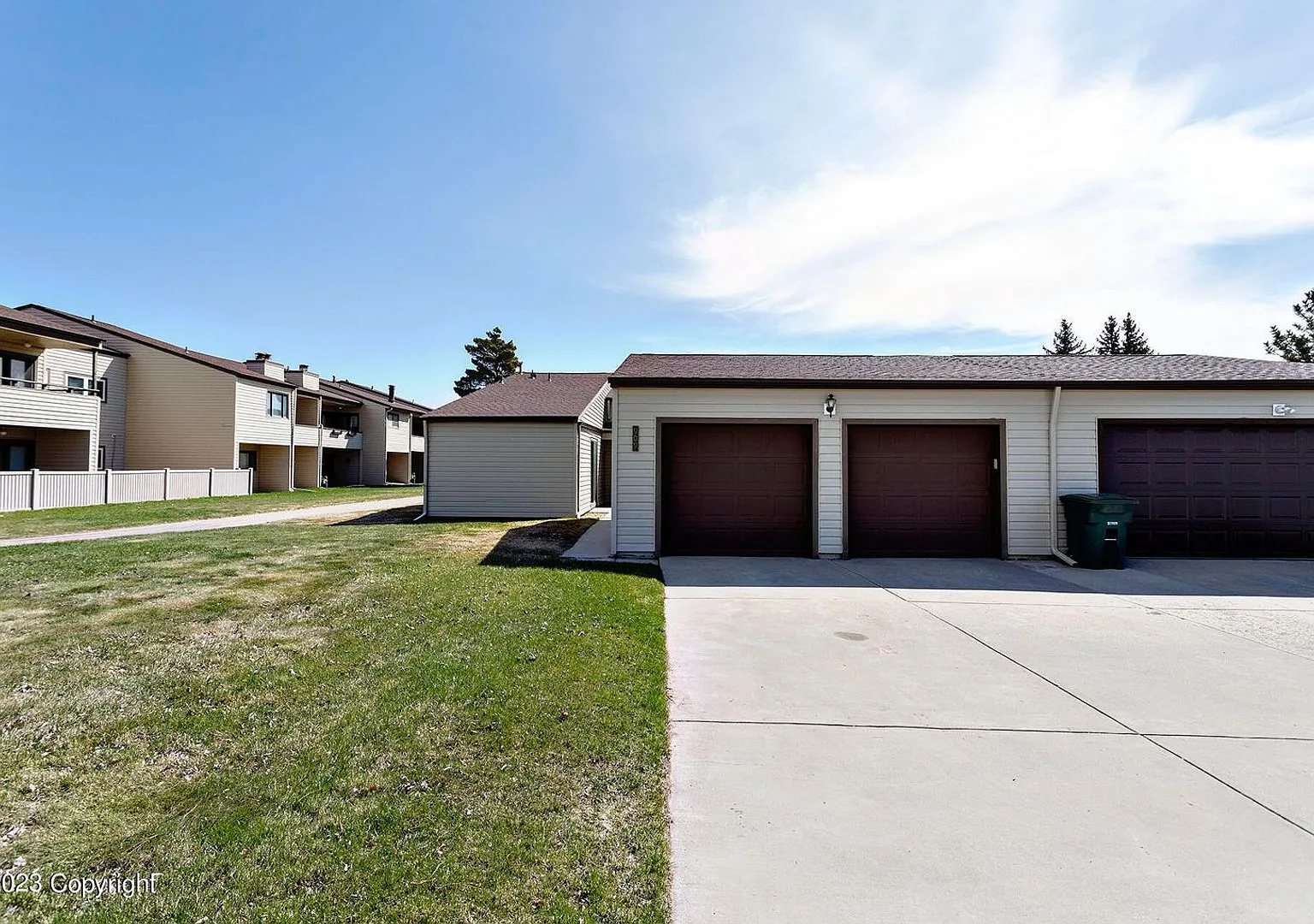 5 Bedroom 3 Bathroom Home For Rent In Indian Hills — Photo 1