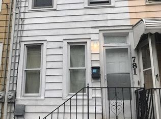 781 Beatty St, Trenton, NJ 08611