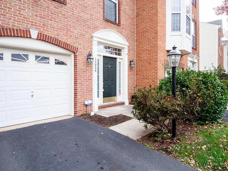 12986 Park Crescent Cir — Photo 17