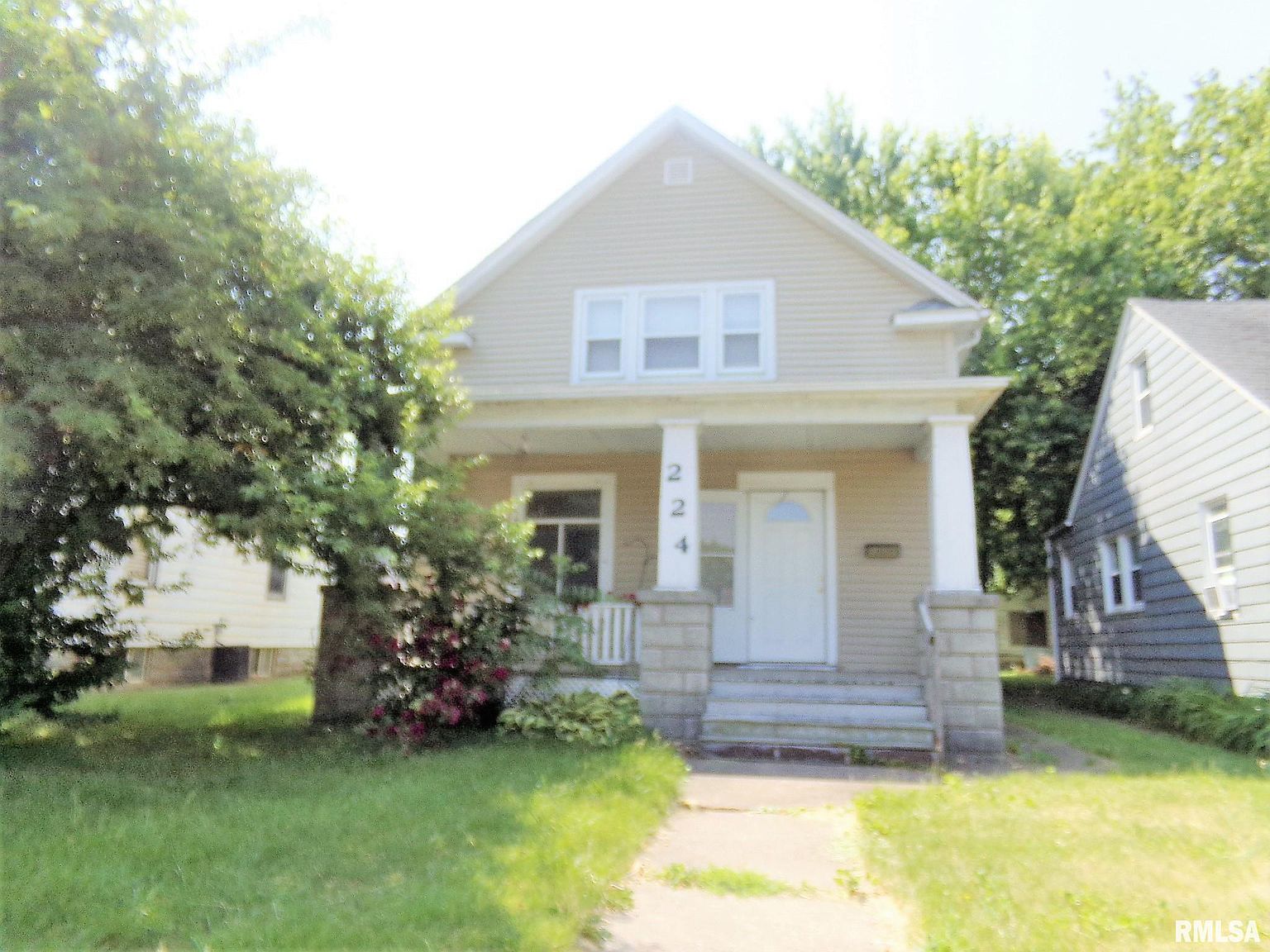 224 16th Ave, East Moline, IL 61244 Zillow