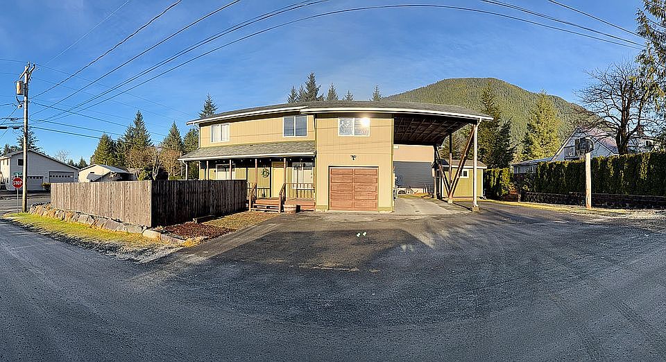 1st image of 413 Arrowhead St