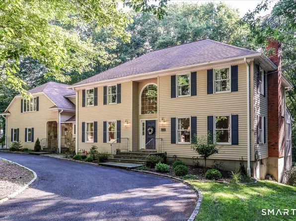 17 Herrmann Lane, Easton, CT 06612