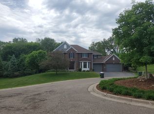 1712 Terra Glenn Ct, Eagan, MN 55122