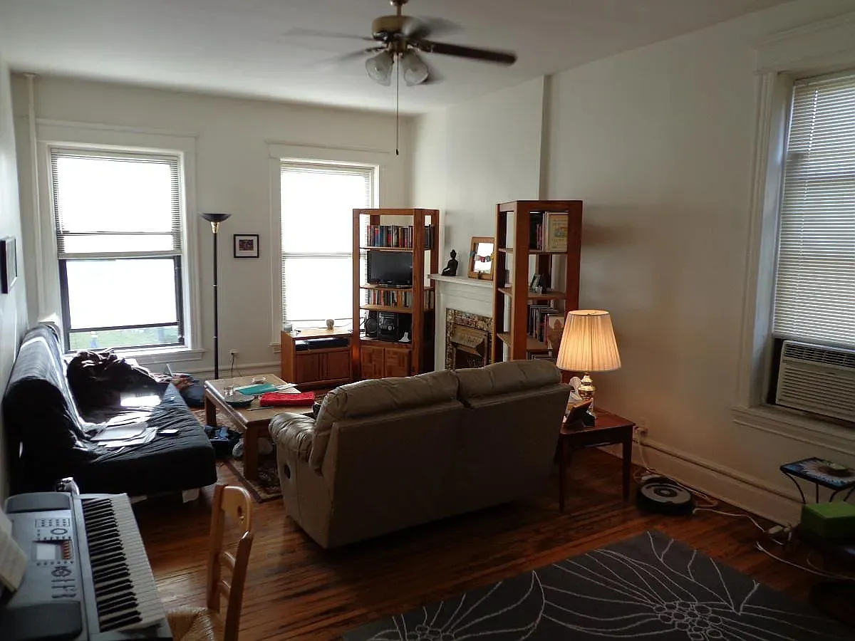 3 bed, 1150 sqft, $1,850 — Photo 2