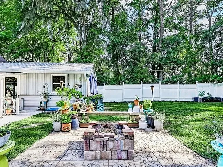 5020 Laroche Ave — Photo 43