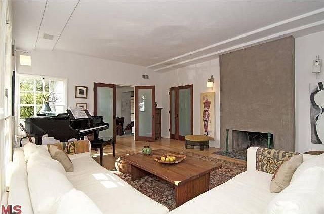 1st image of 288 Amalfi Dr