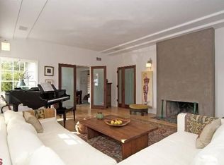 288 Amalfi Dr, Santa Monica, CA 90402