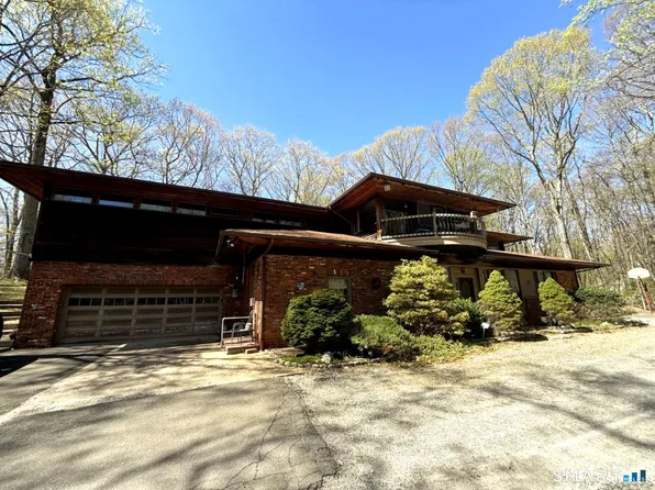 345 Rimmon Road, Woodbridge, CT 06525