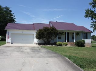 26 Applegate Rdg, McMinnville, TN 37110