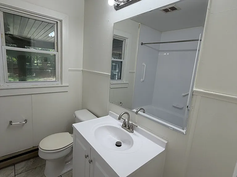 1108 Brittingham St — Photo 11