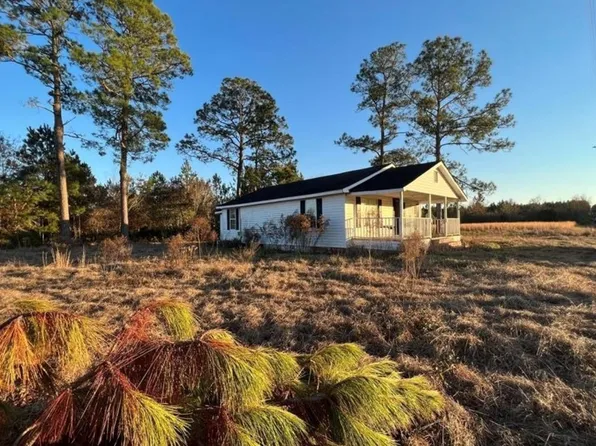 3099 Kville Hwy, Surrency, GA 31555