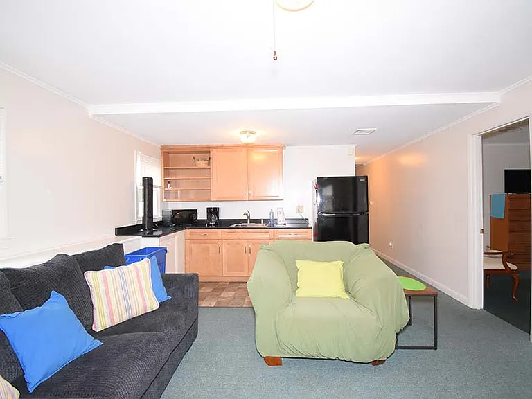 45 Sylvan Rd — Photo 4