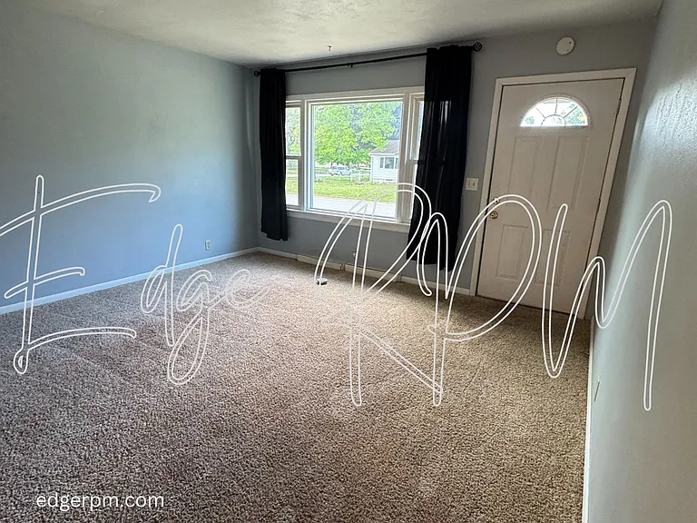 508 Hartman Ave — Photo 10