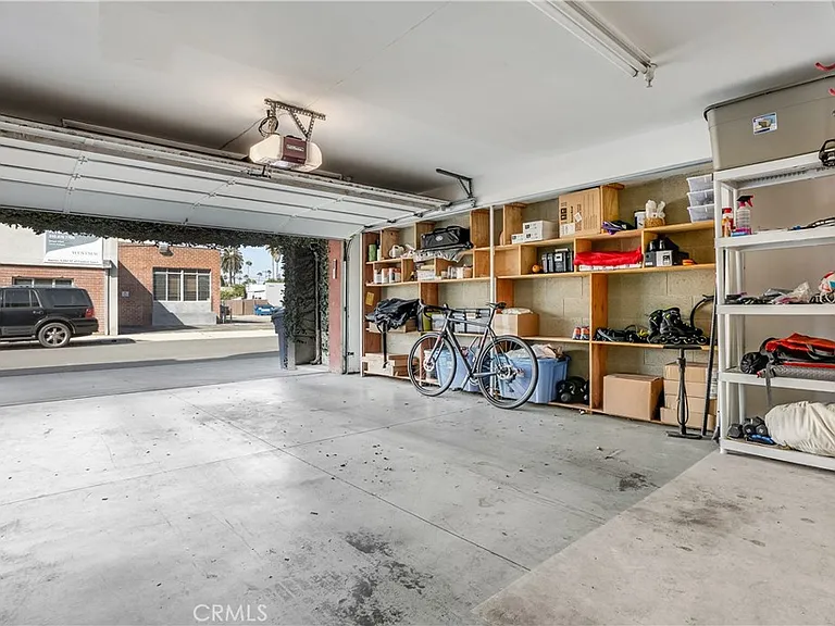 2114 Narcissus Ct — Photo 30