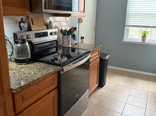 32 Village Walk, Wilton, CT 06897