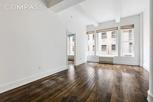 Rented by Compass | media 18