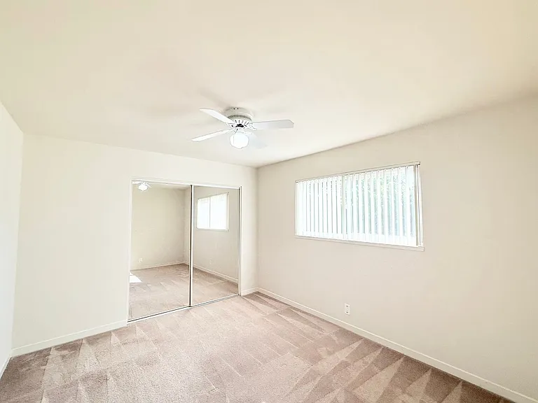 Sierra Vista — Photo 9