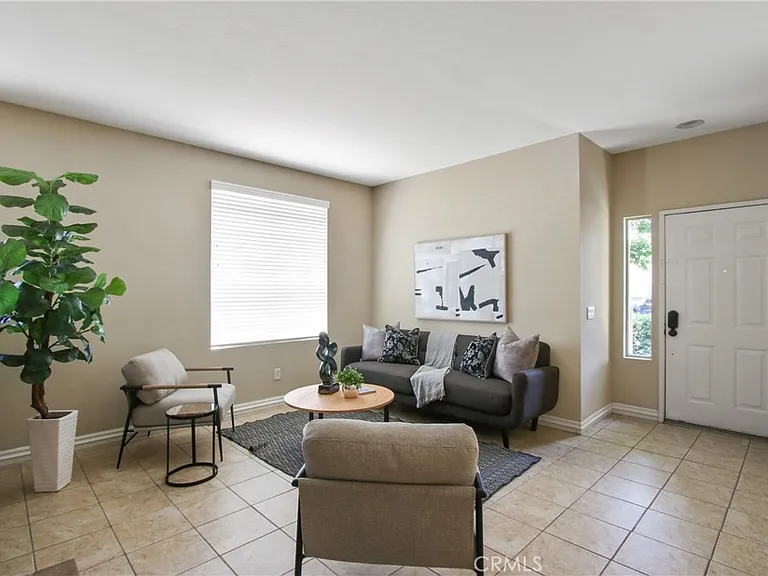 904 N Turner Ave #17 — Photo 3