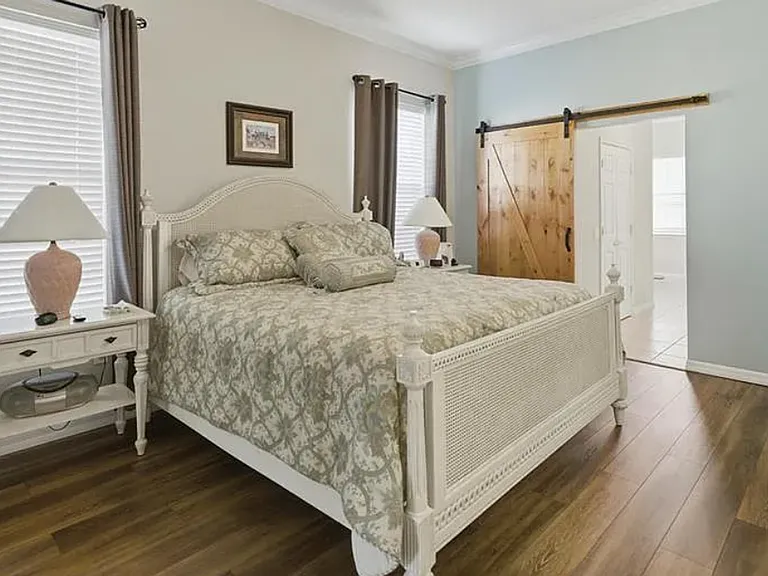 8821 SW 82nd Court Rd — Photo 12