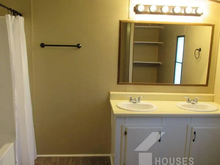 315 Old Dunham Bridge Rd — Photo 13