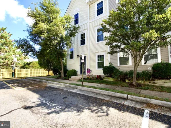 22908 Regent Ter, Sterling, VA 20166