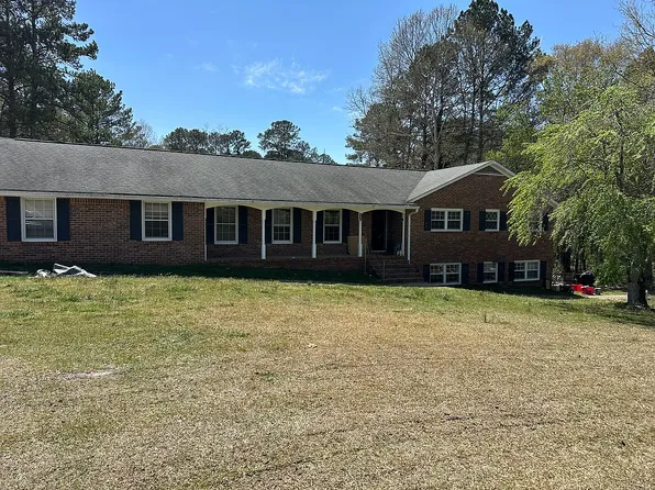 204 Stanley Rd, Fayetteville, GA 30214