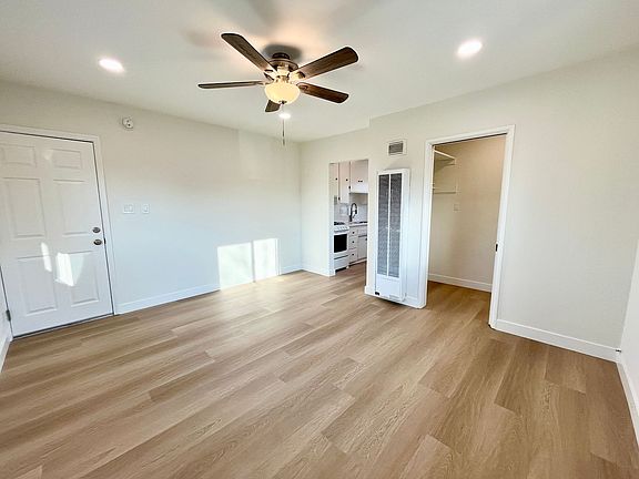 2nd image of 506-508 Raymond Ave #506B