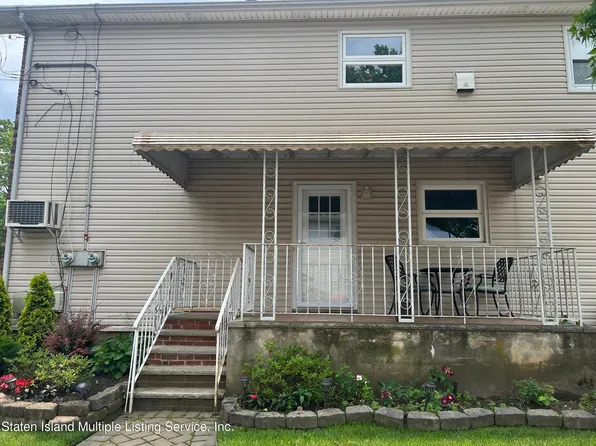 204 Bay Ter, Staten Island, NY 10306