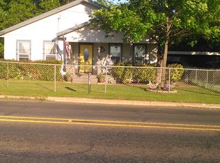 304 E Parker St, Elkhart, TX