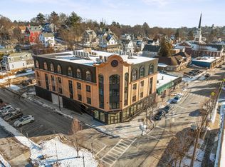 463 Franklin St #204, Melrose, MA 02176