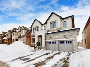 98 A Church St, Georgina, ON L4P 0J4