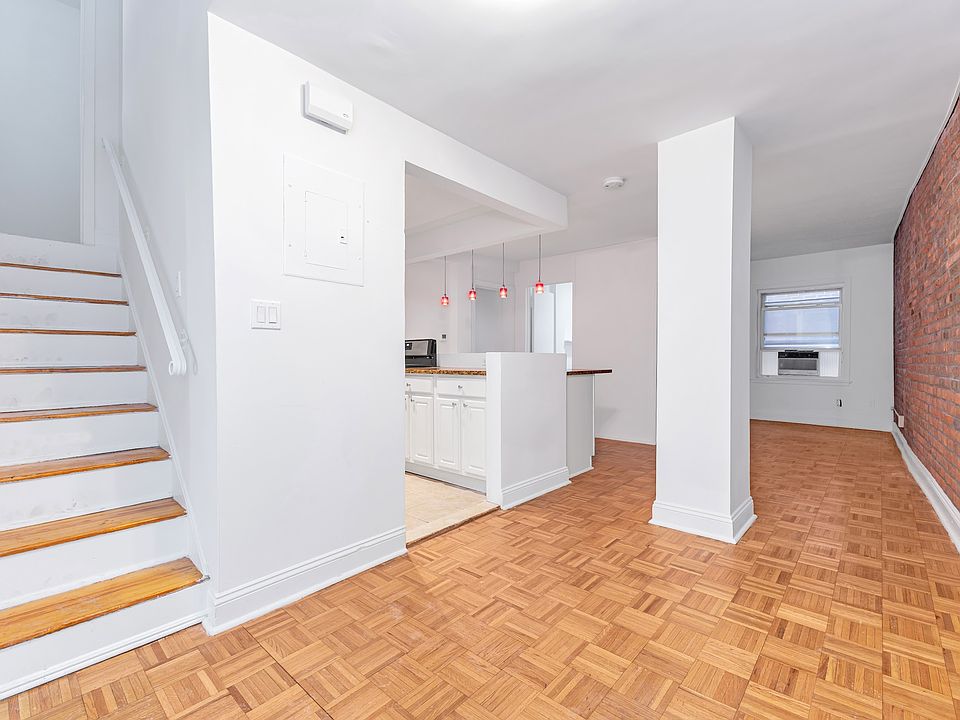 1st image of 257 Water St APT 4D
