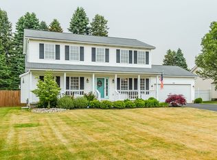 158 Daffodil Trl, Rochester, NY 14626