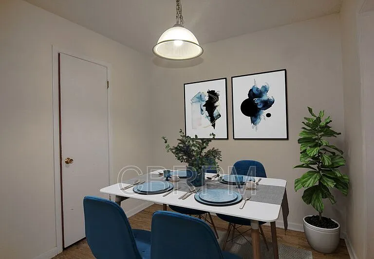 401 NW 8th St #12 — Photo 4