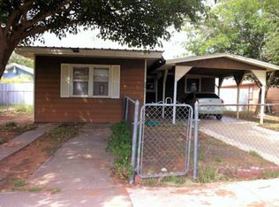 808 NW Avenue J, Seminole, TX 79360