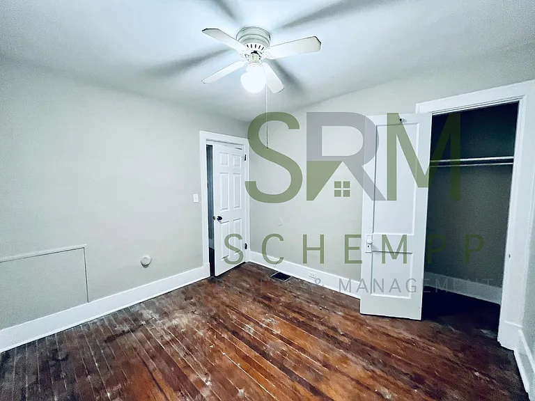 1735 W Hill St — Photo 16
