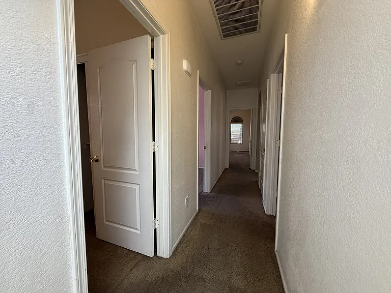 2705 N 109th Ave — Photo 12