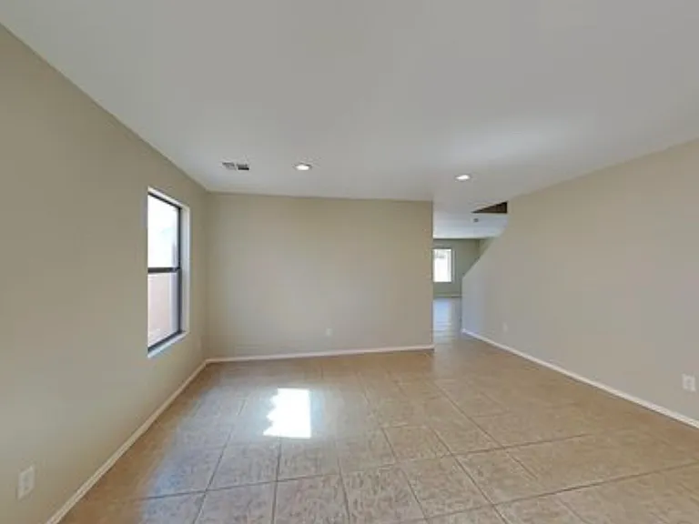 23451 W Cocopah St — Photo 5
