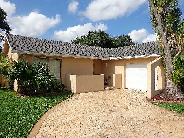 1st image of 8551 NW 47th St