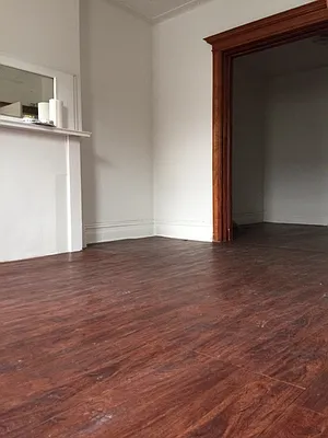 Rented by Alexander Bilu, LREB | media 50