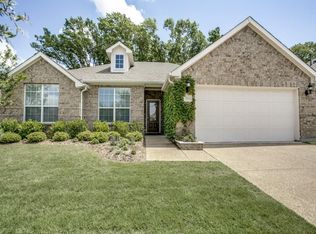 704 Peterhouse Dr, McKinney, TX 75071