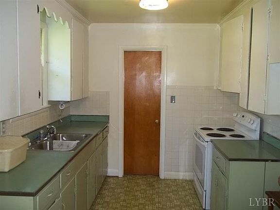4th image of 1324 Dover Pl