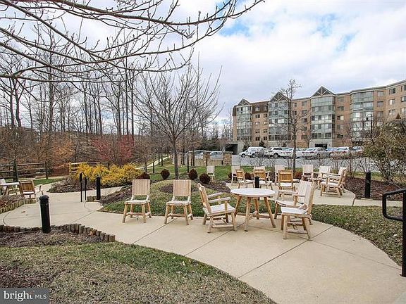 2nd image of 2901 S Leisure World Blvd Unit 324