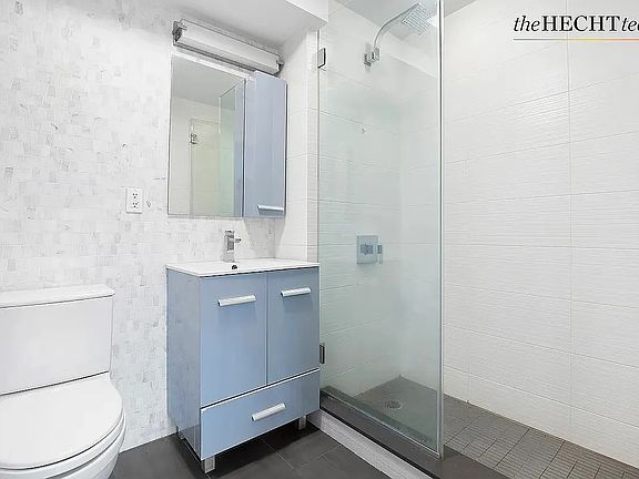5th image of 1256 Ocean Ave #5E