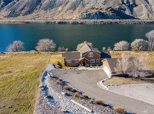 25 N Shore Dr, Orondo, WA 98843